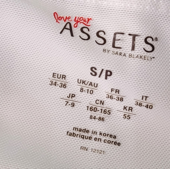 Assets by Sara Blakely size small - Picture 3 of 3